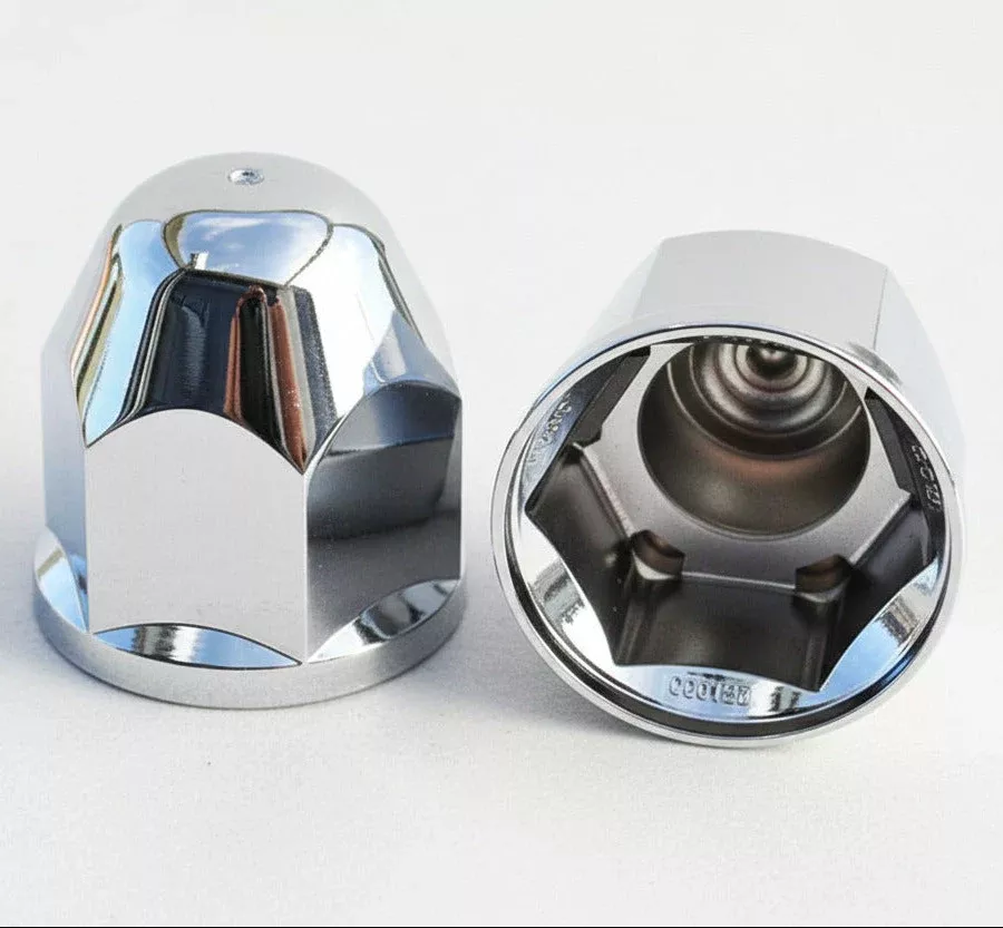 Alcoa “Hug-A-Lug” chrome plastic 1-1/16″ diameter lugnut cover