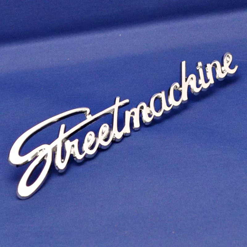 Chrome die cast “Streetmachine” emblem w/studs