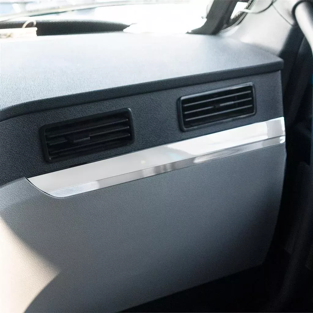 Freightliner Cascadia 2018-2021 chrome plastic passenger's side dash trim