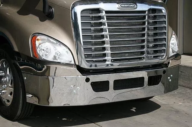 Freightliner Cascadia Bumper Steel ChromeUS Made.