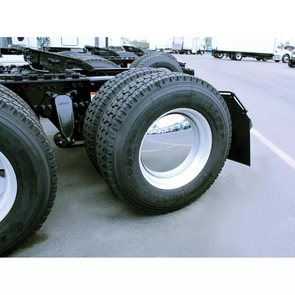 “Moon” chrome plastic rear axle cover for 33mm lugnuts